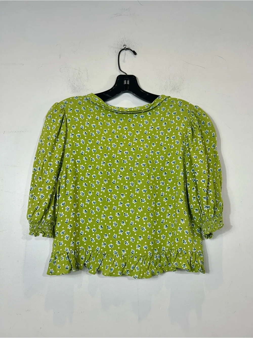 Reformation Nell V-Neck Button-Up Floral Blouse in Lime/Green - Size Small